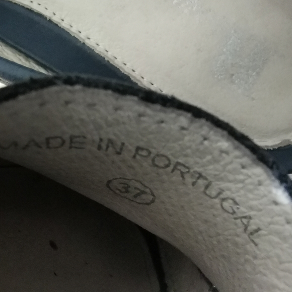 Browns Loafers - Picture 8 of 11